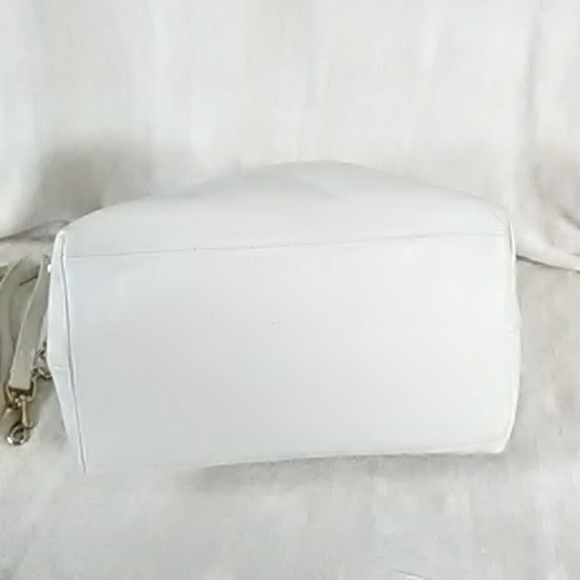 Authentic Dooney & Bourke crossbody satchel - Picture 3 of 7